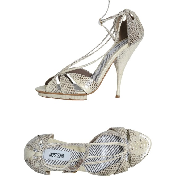MOSCHINO Shoe Size 6 NWB - Picture 1 of 8